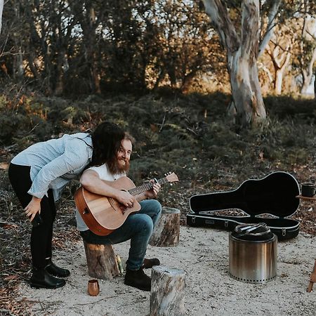 ホテル Numie - Freycinet Peninsula - Glamping - Heated - Waterfront コールズ・ベイ エクステリア 写真